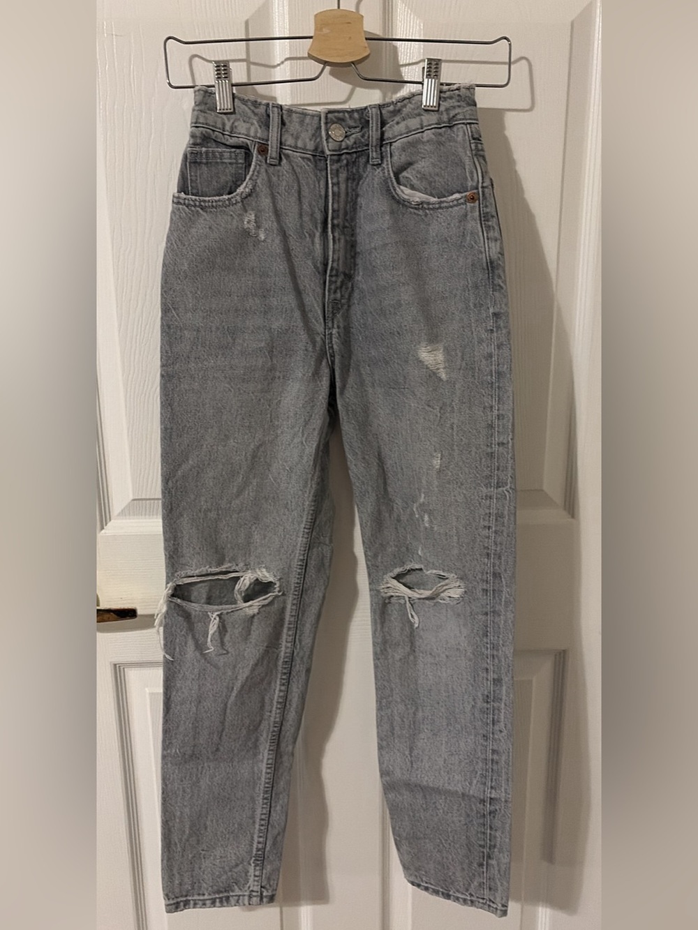 Zara Distressed Light Gray Jeans - Classic Straight Fit